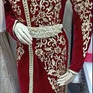 Caftan velvet  elegant withe gold long sleeve